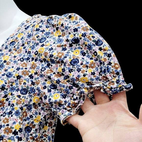 2/$20 Y2K Blue & Yellow Floral Pattern Buttons Down Top Blouse Size: XS - Picture 5 of 7